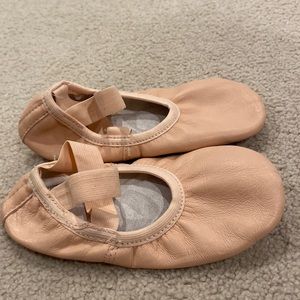 Toddler ballet shoes